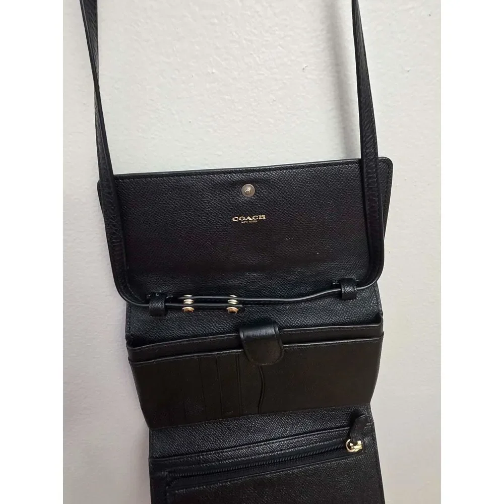 Black Crossgrain Leather Wallet Crossbody Clutch Purse Gold Hardware